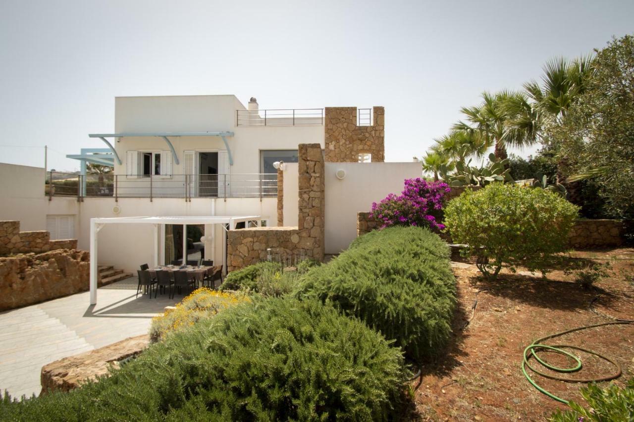Villa Afrodite | Luxury Villa And Pool 쿠스토나치 외부 사진