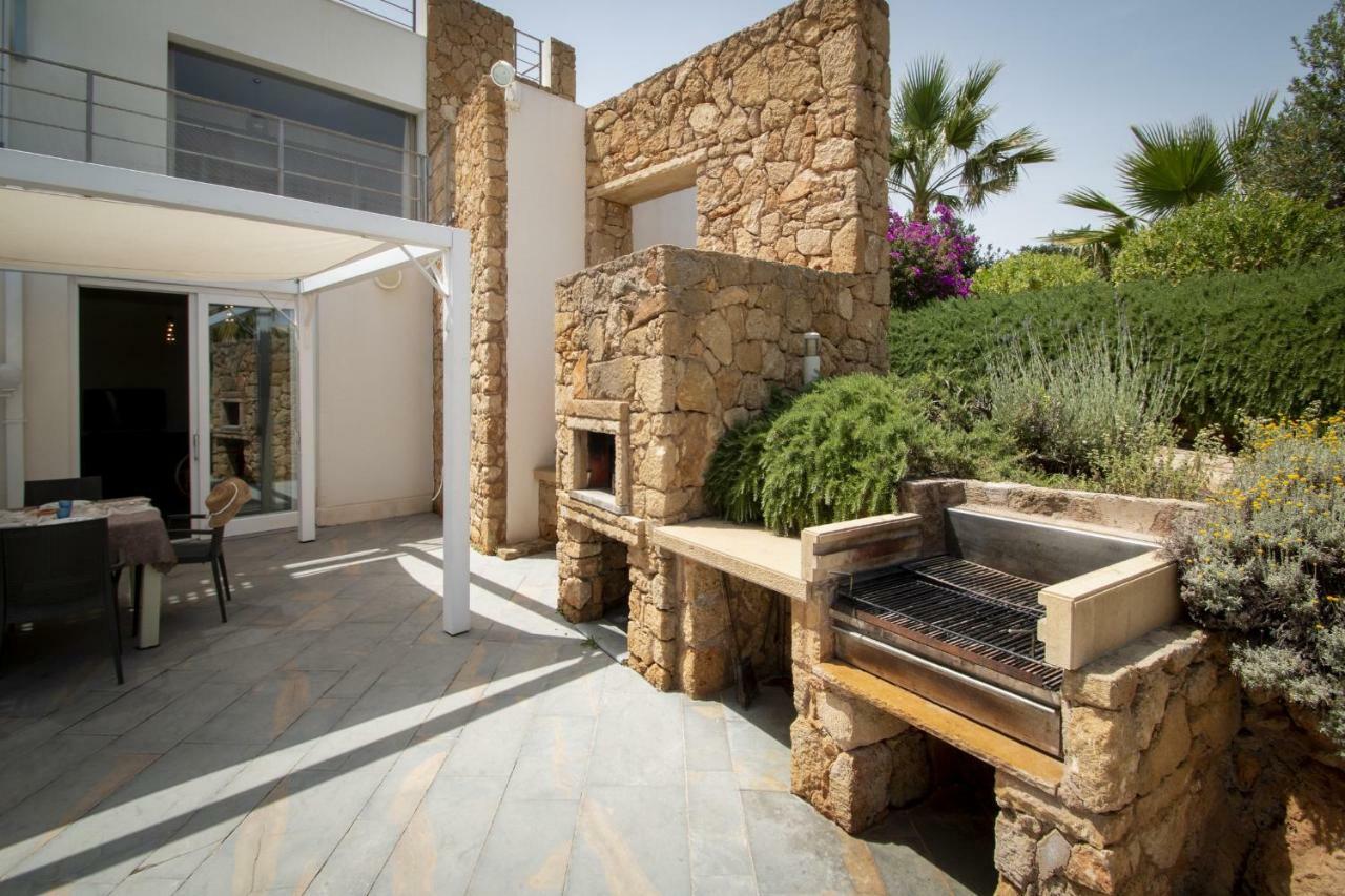 Villa Afrodite | Luxury Villa And Pool 쿠스토나치 외부 사진